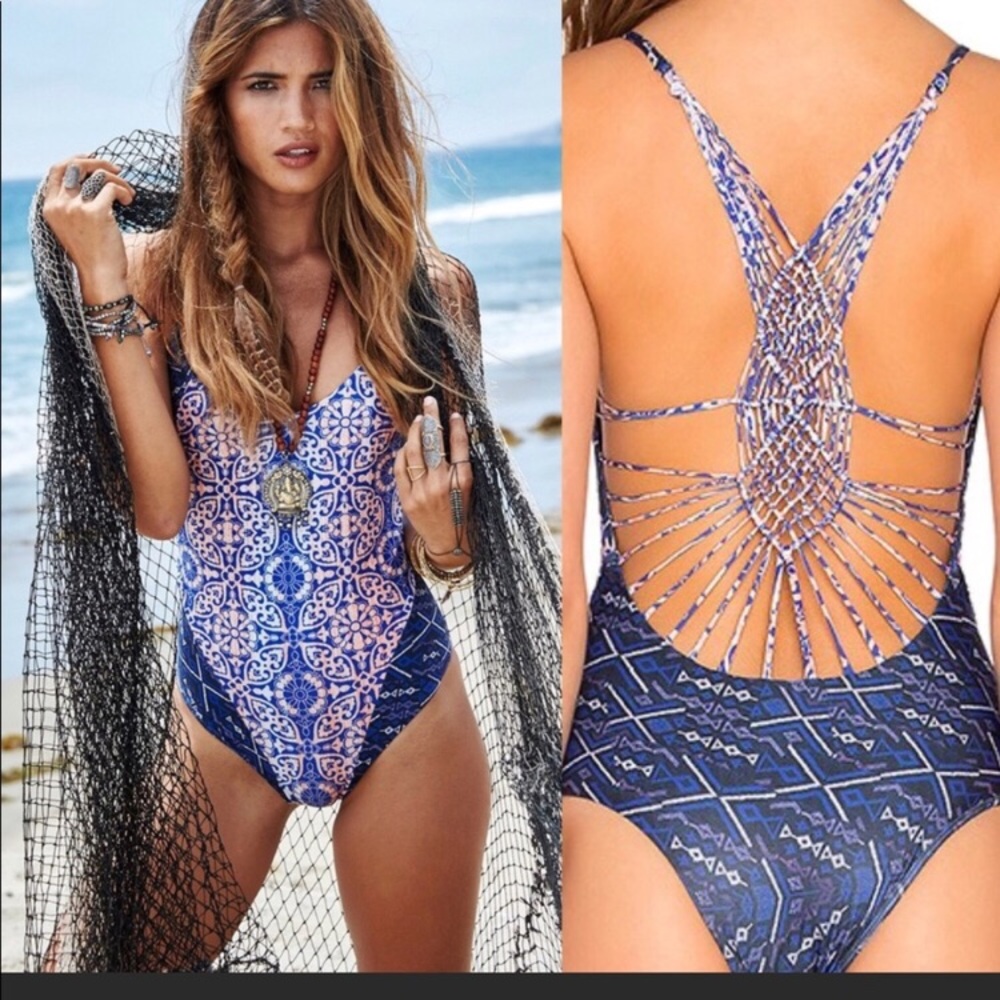 Gypsy sand one piece